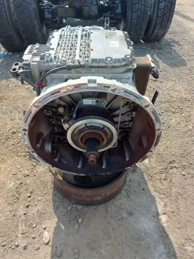 Mack ATO2612F Transmission for a 2020 Mack Anthem For Sale Lakefield