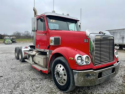 Freightliner Coronado 132 Day Cab Truck - Detroit 400HP, 10 Speed Manual