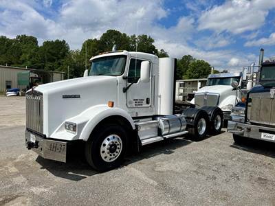 Kenworth T680 Day Cab Truck - Cummins 400HP, Automatic