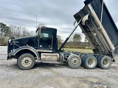 Kenworth T800 Tri Axle Dump Truck - Cummins 400HP, Automatic