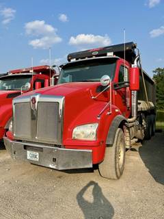 Kenworth T880 Dump Truck - Cummins, Automatic