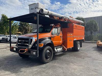 Ford F-750 Single Axle Forestry Bucket Truck - Cummins, 240HP, Manual