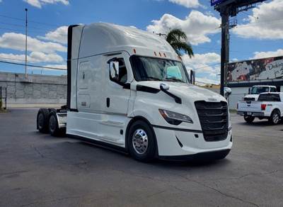 Freightliner Cascadia 126 Sleeper Semi Truck - Detroit, Other