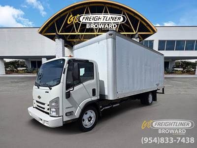 Chevrolet 4500HG Cab & Chassis Truck - Automatic