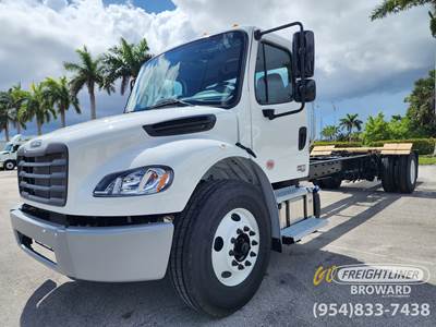 Freightliner M2 106 Cab & Chassis Truck