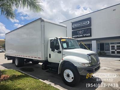 International 4300 Box Truck - 240HP, Automatic