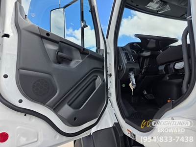 Freightliner 114SD Dump Truck - Cummins 500HP, Automatic