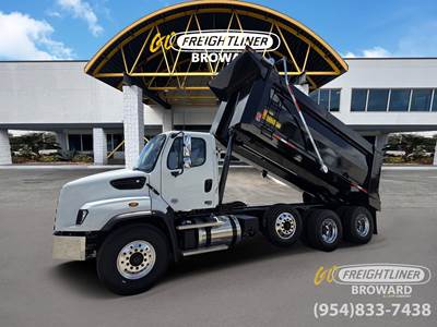 Freightliner 114SD Dump Truck - Cummins 500HP, Automatic