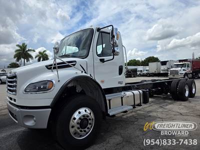 Freightliner M2 106 Flatbed Truck