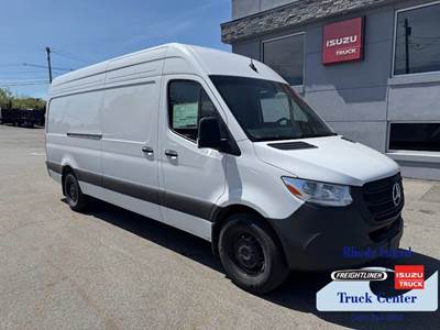 2025 Mercedes-Benz Sprinter 2500 High Roof Cargo Van Cargo Van - 170" W/B Diesel.