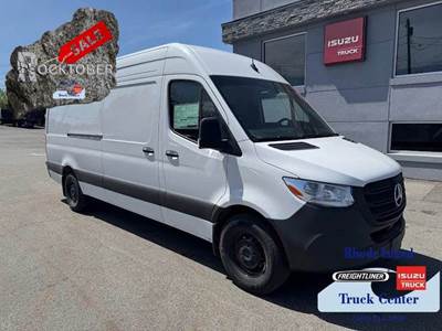 2025 Mercedes-Benz Sprinter 2500 High Roof Cargo Van Cargo Van - 170" W/B Diesel. Rocktober!