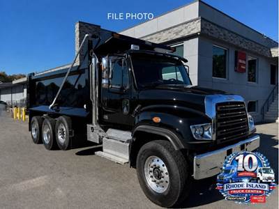 Freightliner 114SD Dump Truck - 505HP, Automatic