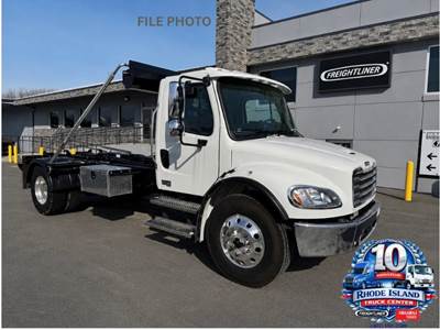Freightliner M2 Hooklift Truck - Cummins