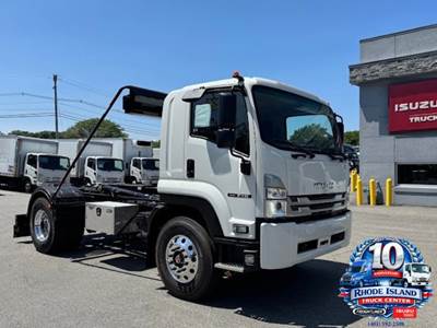 2026 Isuzu FTR Hooklift 25,950 GVW, 260HP CUMMINS DIESEL