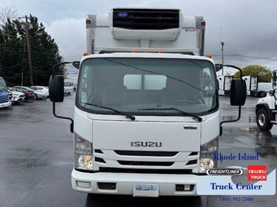 2018 Isuzu NQR Refrigerated Truck - 17,950 GVW, 215HP Diesel, Automatic.