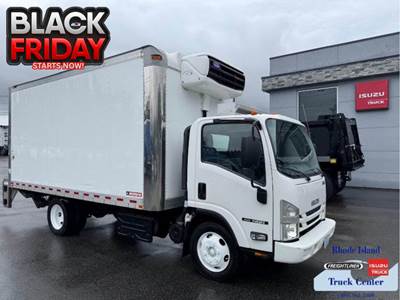2018 Isuzu NQR Refrigerated Truck - 17,950 GVW, 215HP Diesel, Automatic.