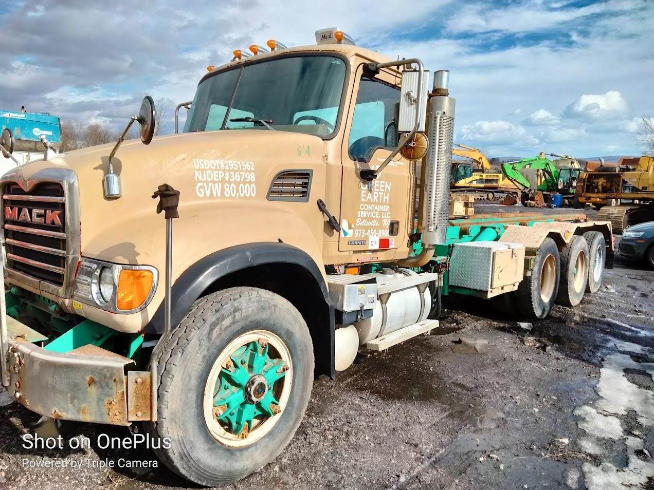 2004 Mack Granite CV713 Roll Off Truck 335HP For Sale Old PA