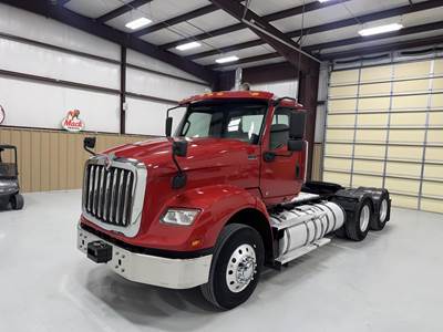 International HX Day Cab Truck - Cummins 455HP, 12 Speed Amt