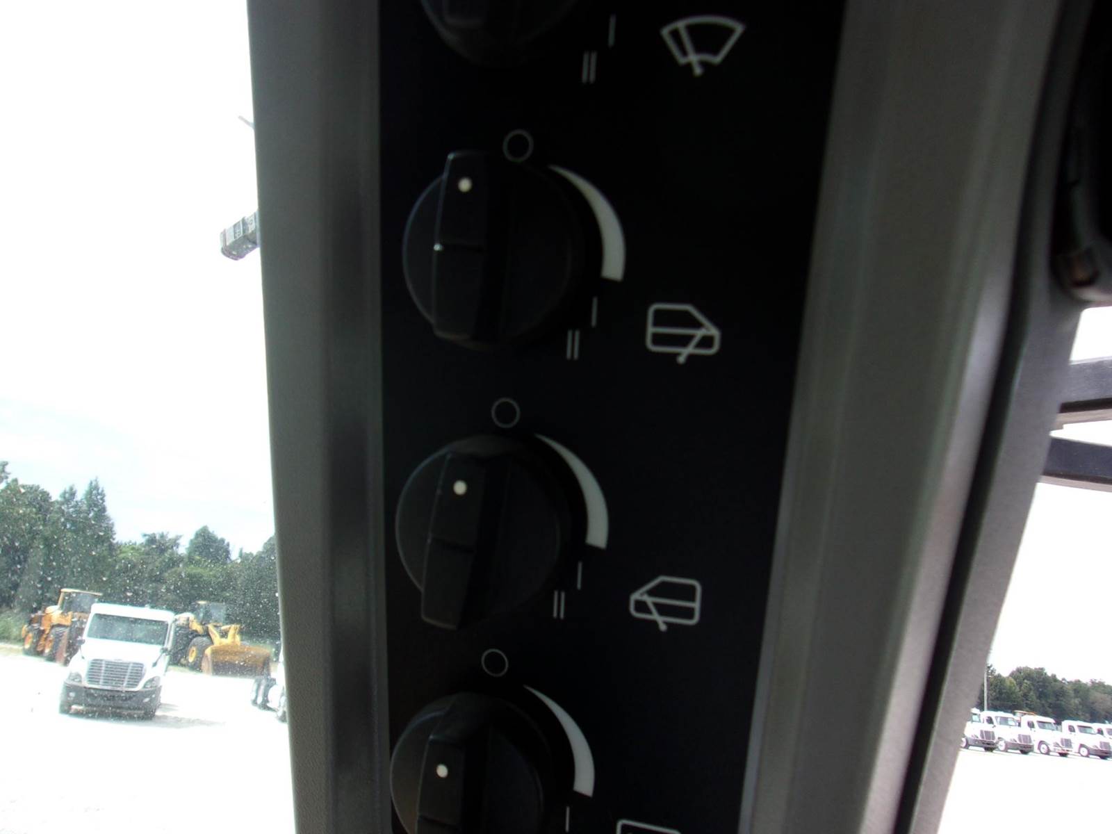 2020 Caterpillar D5 LGP Dozer For Sale, 6,264 Hours Jackson, TN