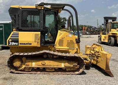 Komatsu D39PX-24 Dozer