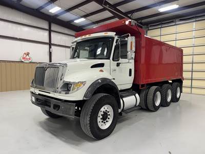 International WorkStar 7600 Tri Axle Dump Truck - Caterpillar 450HP, 8Ll Manual