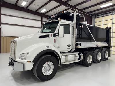 Kenworth T880 Tri Axle Dump Truck - Paccar 510HP, Automatic
