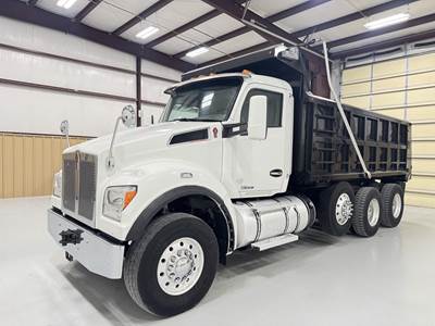Kenworth T880 Tri Axle Dump Truck - Paccar 455HP, 6 Speed Allison Rds Automatic