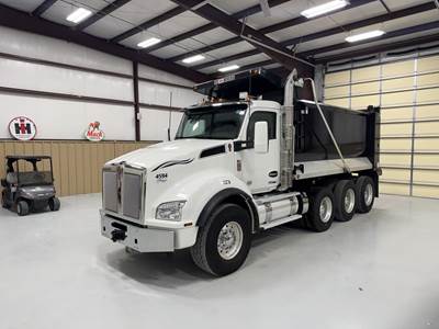 Kenworth T880 Tri Axle Dump Truck - Cummins 505HP, Automatic