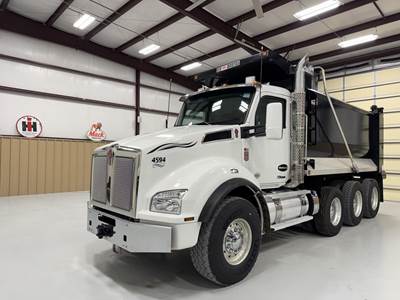 Kenworth T880 Tri Axle Dump Truck - Cummins 505HP, Automatic