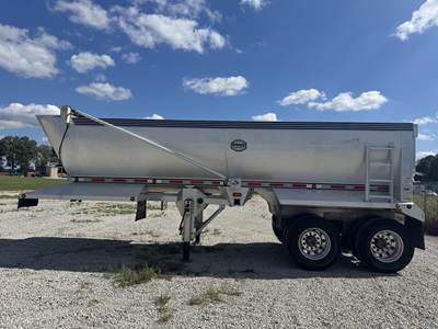 MAC 26 ft Half Round End Dump Trailer - Tandem Axle, Aluminum, Air Ride