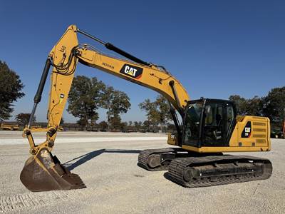 Caterpillar 320 Excavator