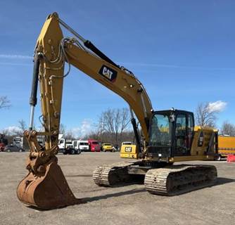 Caterpillar 320 Excavator