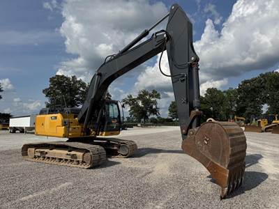 John Deere 250G LC Excavator