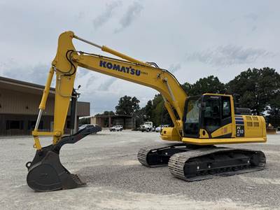 Komatsu PC210LC-11 Excavator