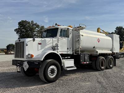Peterbilt 357 Gasoline / Fuel Truck - Caterpillar, 8Ll Manual