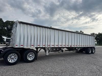 Cornhusker 43X102 Aluminum Hopper / Grain Trailer - Air Ride