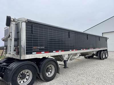 Timpte 40ft Aluminum Hopper / Grain Trailer - Air Ride
