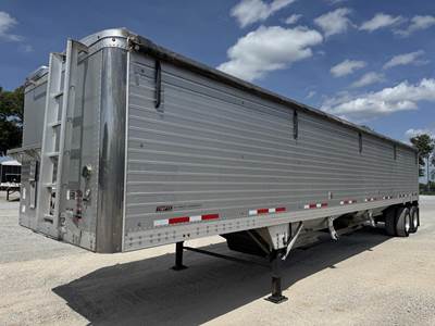 Timpte SUPER HOPPER Hopper / Grain Trailer