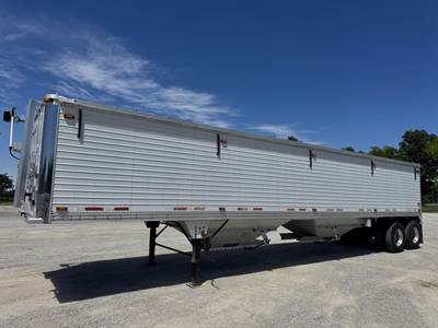 Timpte SUPER HOPPER Hopper / Grain Trailer