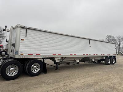 Timpte TANDEM AXLE SEMI HOPPER TRAILER Hopper / Grain Trailer