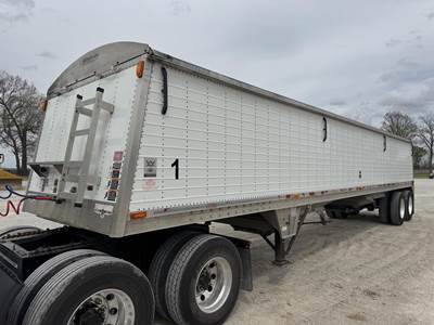WILSON Aluminum Hopper / Grain Trailer