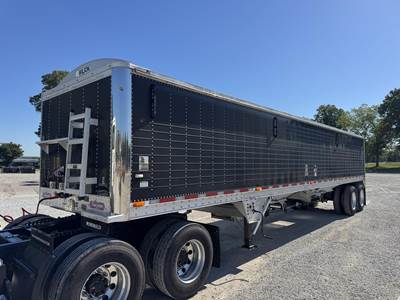 WILSON DWH-550 Hopper / Grain Trailer