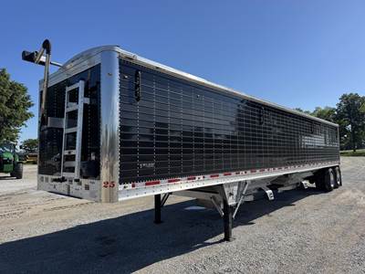 WILSON DWH-750CB Hopper / Grain Trailer