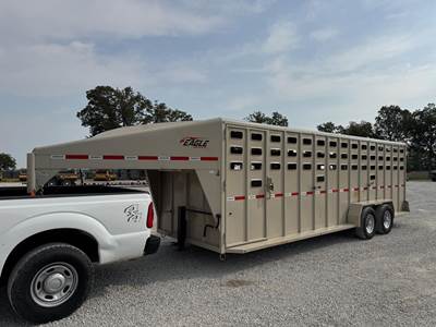 Maxxim 24 Livestock Trailer
