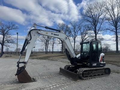 Bobcat E85 Compact Excavator