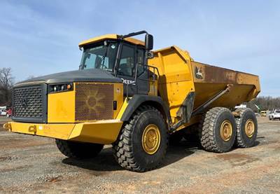 John Deere 460E II Off-Highway Truck
