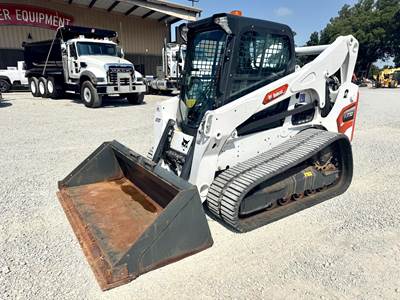 Bobcat T770 Compact Track Loader