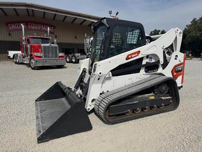 Bobcat T770 Compact Track Loader