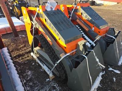 HURRICANE STAND ON SKIDSTEER 2444 Mini Skid Steer