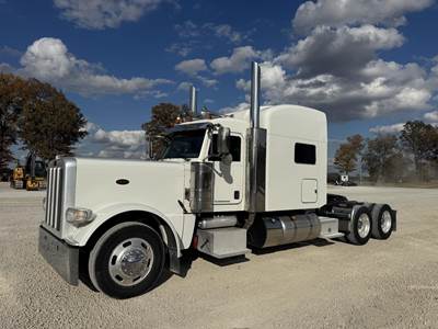 Peterbilt 389 Sleeper Semi Truck - 70" Mid Roof Sleeper, Cummins 565HP, 18 Speed Manual